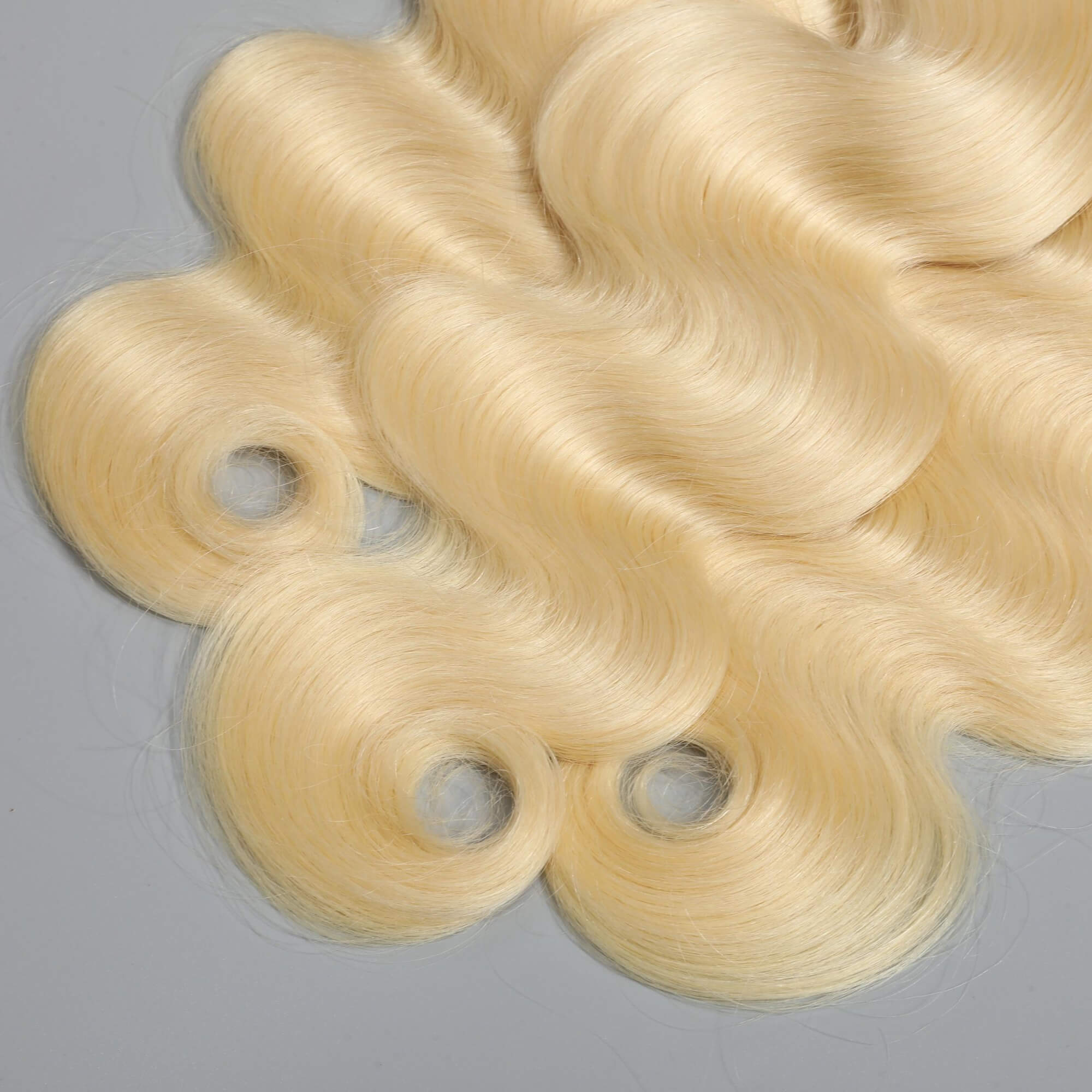613 blonde body wave human hair 3 bundles 3